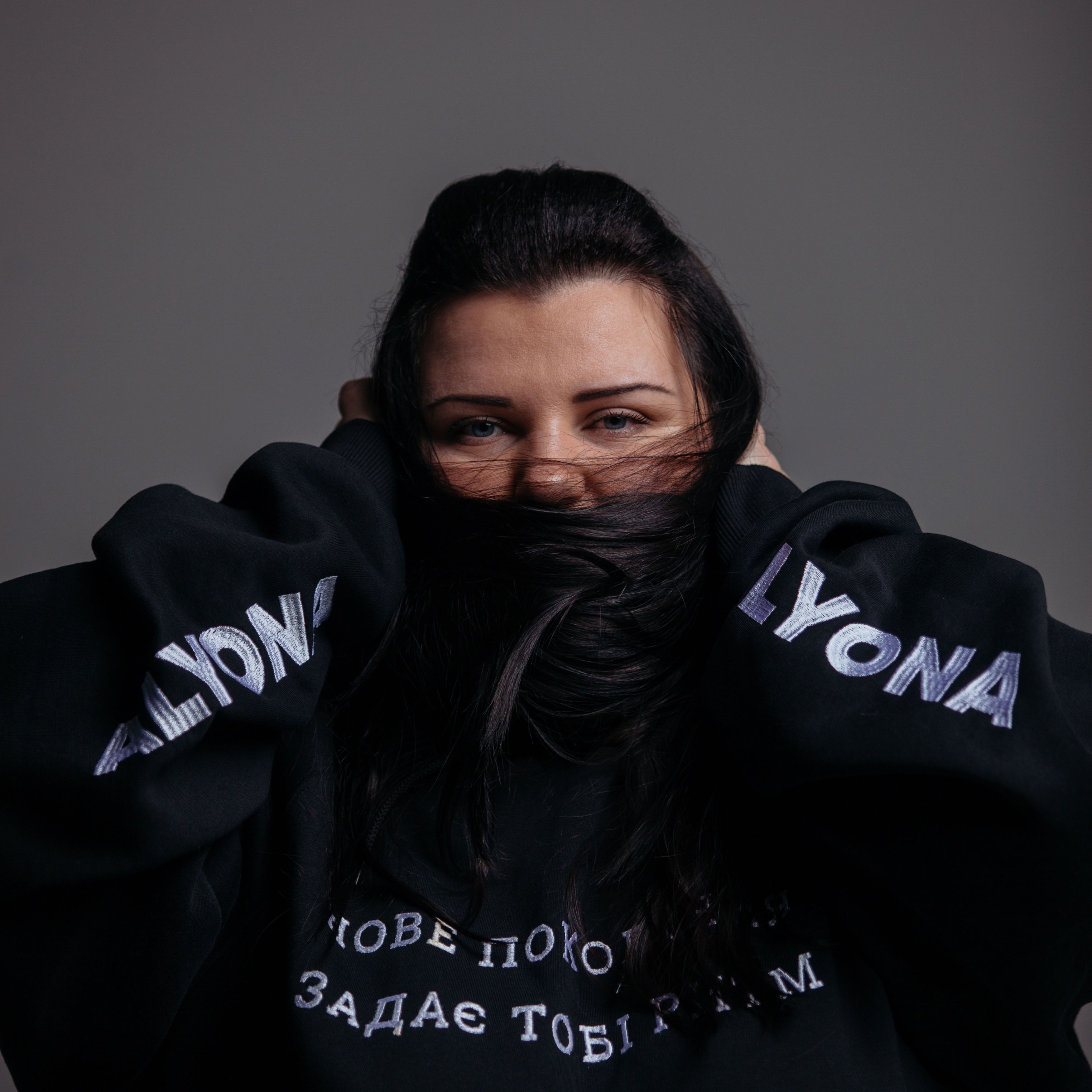 alyona platform sneaker